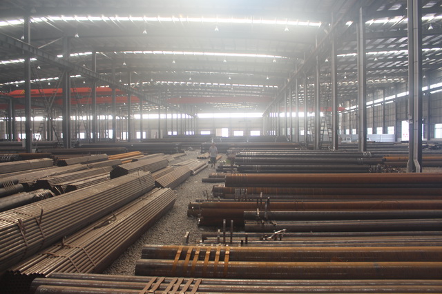 42crmo無縫鋼管.JPG 42crmo無縫鋼管.JPG